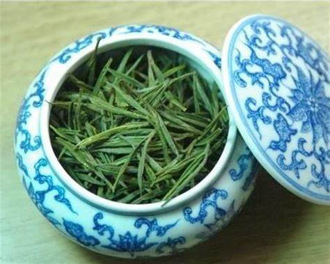 白毫银针40克小罐茶(上海市公布2020年网络茶叶商品（过度）包装监督抽查结果)