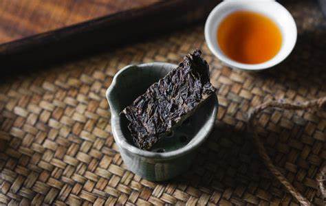 安化黑茶 老茶(我国六大顶级黑茶，你都喝过哪一款？)