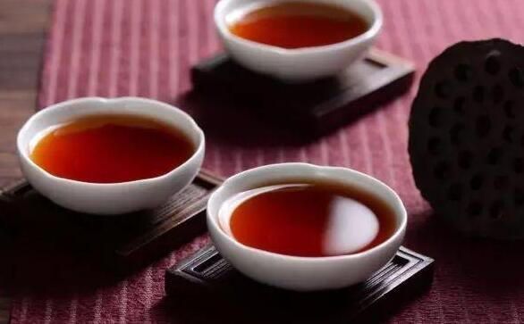 安化黑茶大饼(两个实例告诉你：安化黑茶的金花该怎么分布)
