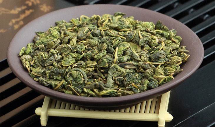 猫咪怎么喝大麦茶断奶(职场妈妈怕涨奶，想提前给孩子断奶，谁有经验？煮东北大麦茶)