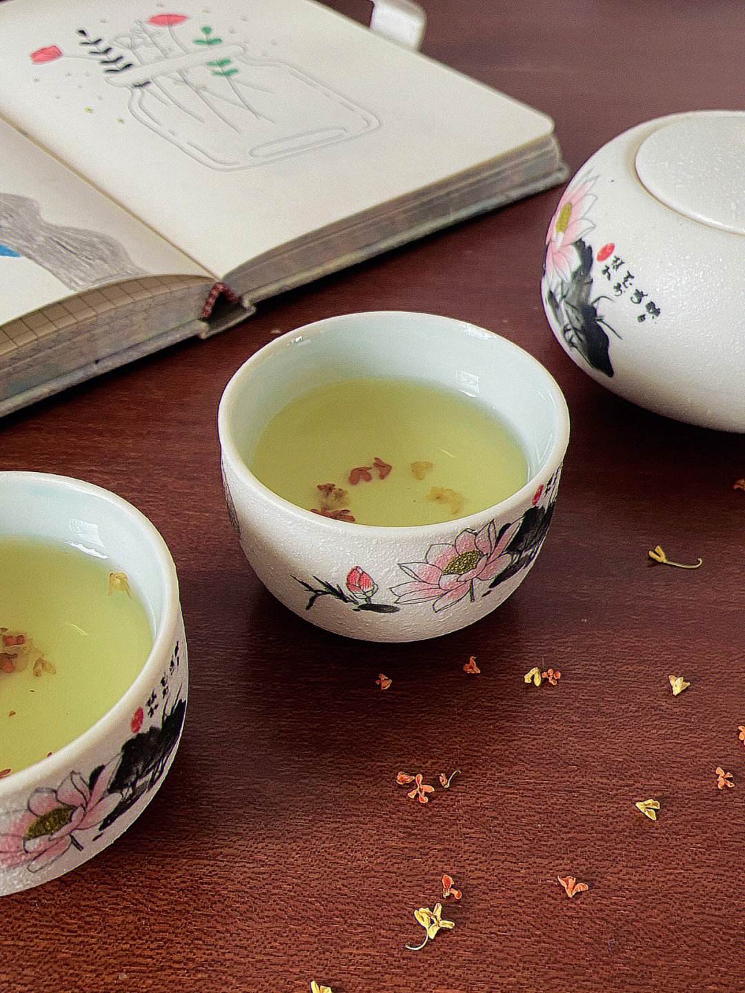 减肥可以饮苹果红枣枸杞茶(酸酸甜甜的苹果柠檬红枣茶，减脂掉秤就喝它！)